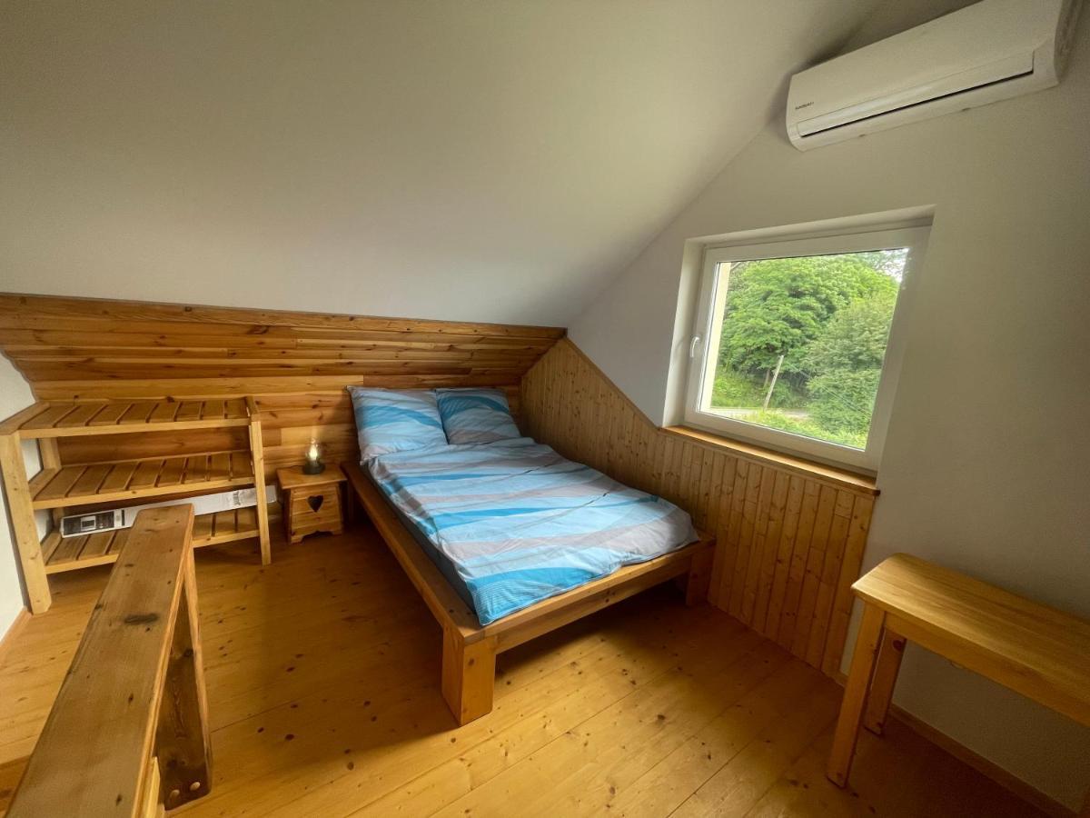 Apartamentwroznowiepl Exteriör bild