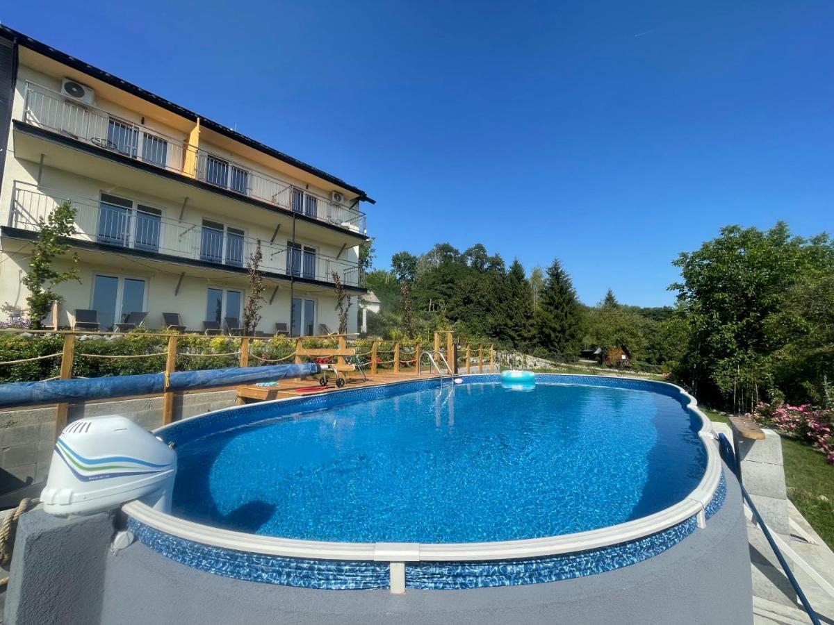 Apartamentwroznowiepl Exteriör bild