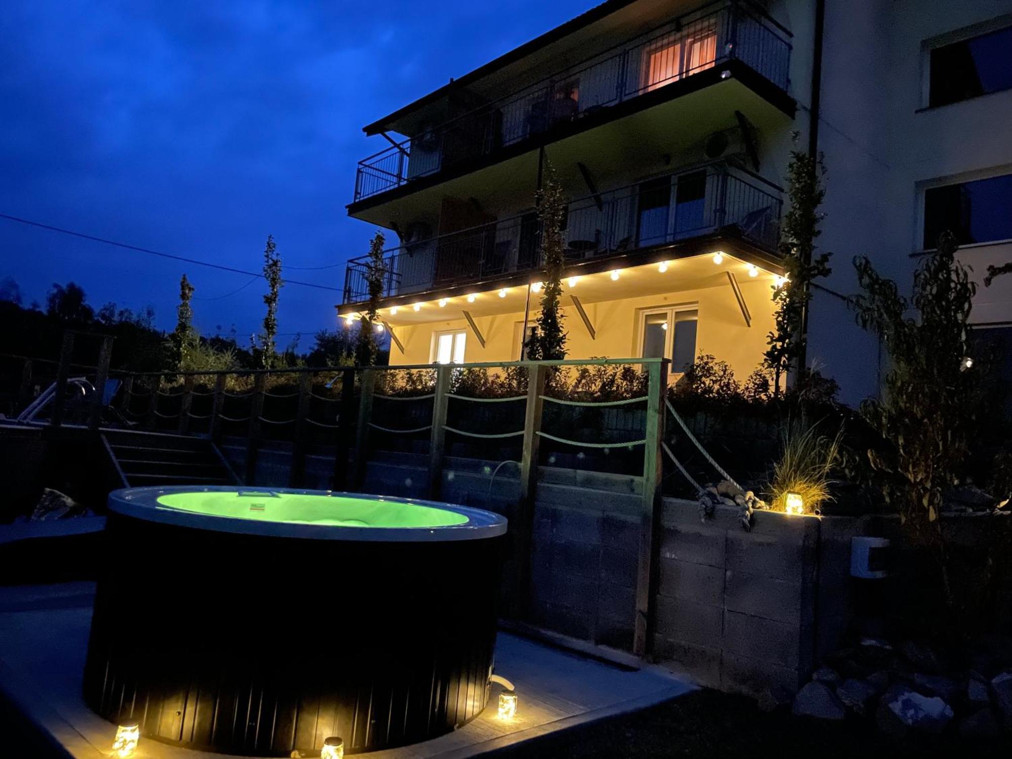 Apartamentwroznowiepl Exteriör bild
