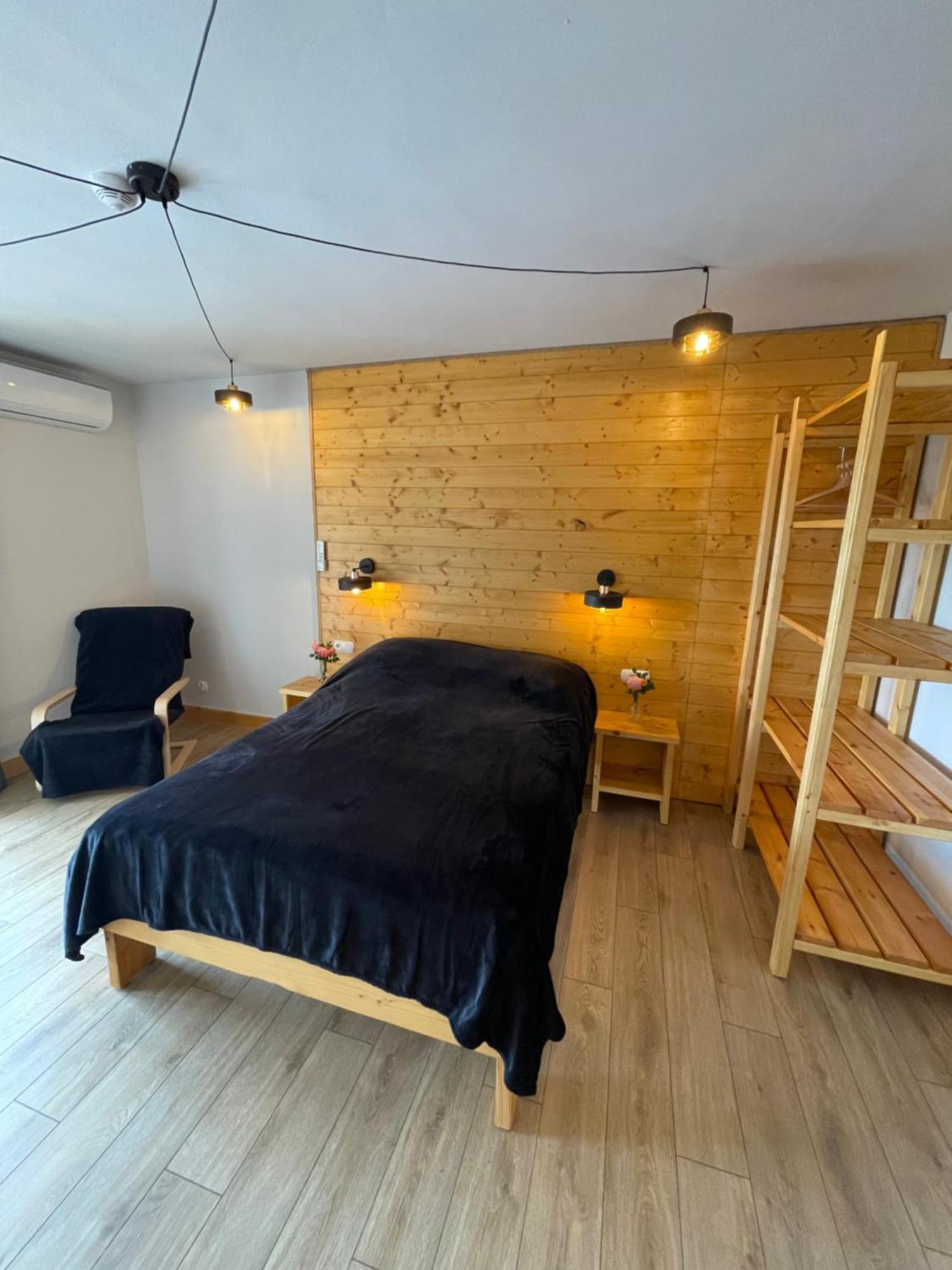Apartamentwroznowiepl Exteriör bild