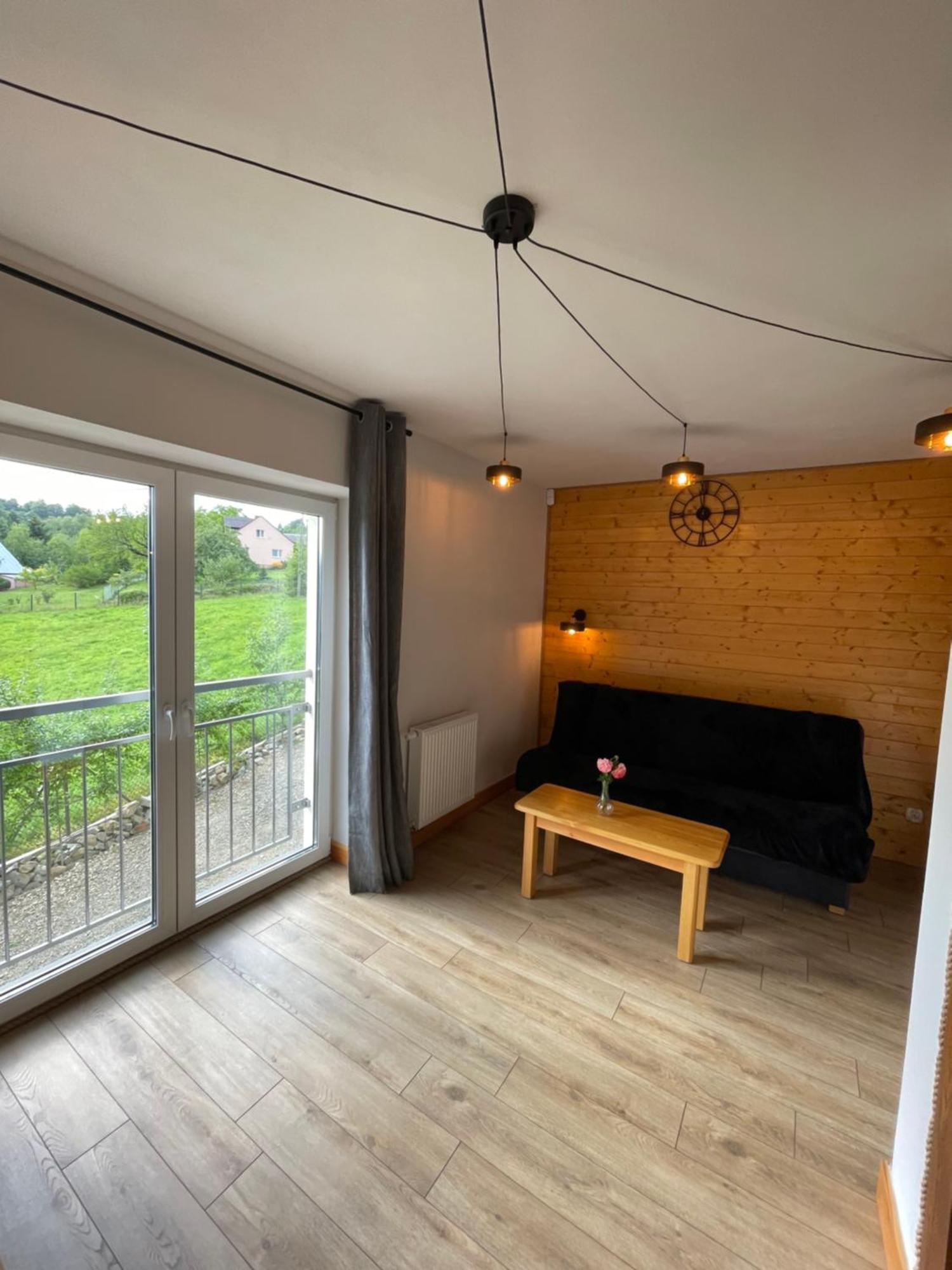 Apartamentwroznowiepl Exteriör bild