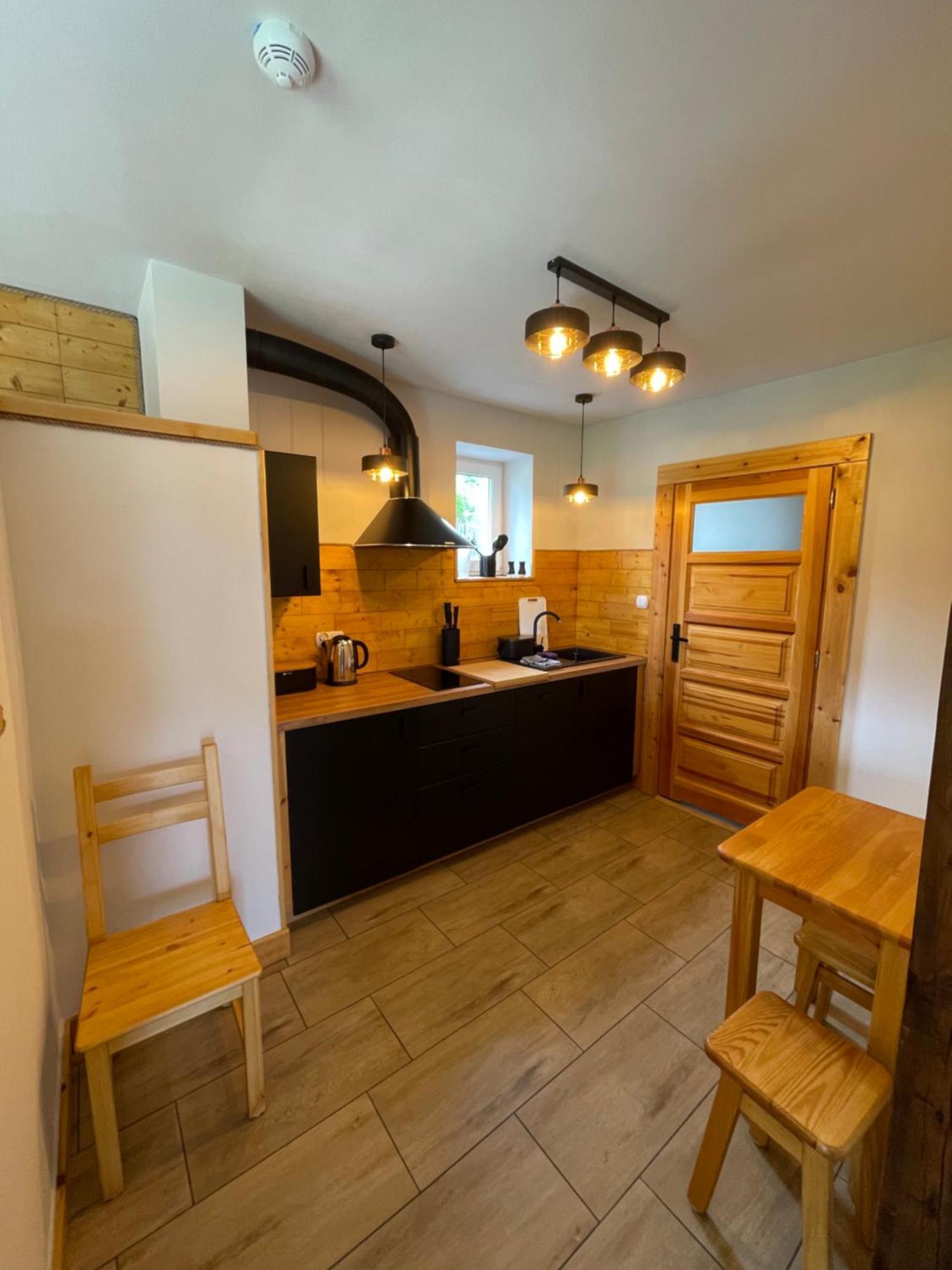 Apartamentwroznowiepl Exteriör bild